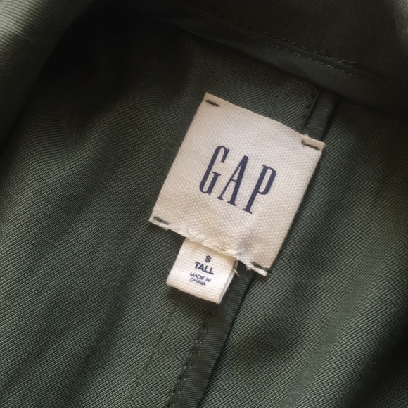 Light weight trench coat - Picture 3 of 5